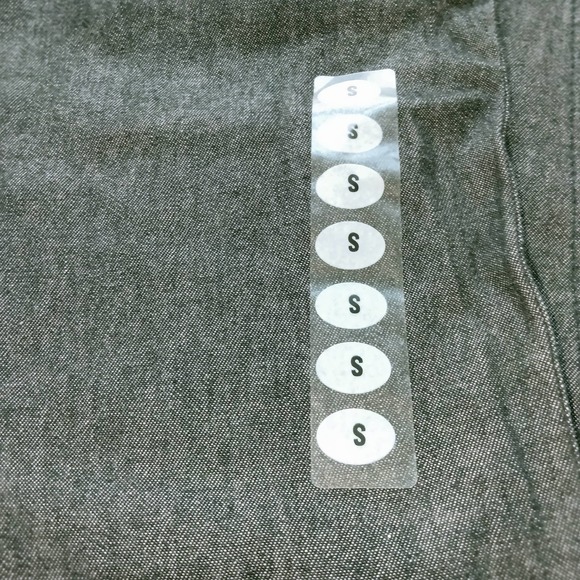 Austin Clothing Co Denim Outfit Blouse Pants Set Red Roses Black Size S NWT - Picture 9 of 11